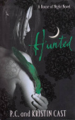 House of Night: Hunted (coloured edges ed.) купить